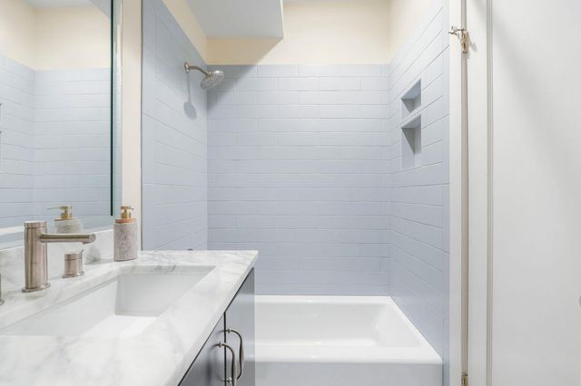 1003 Blanco ST, Austin, TX 78703