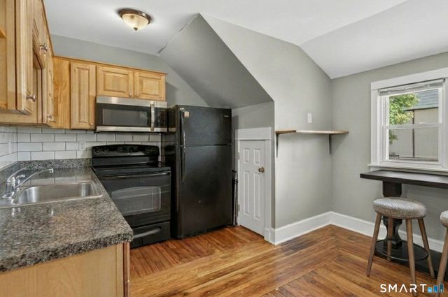 179 Lenox Street, New Haven, CT 06513