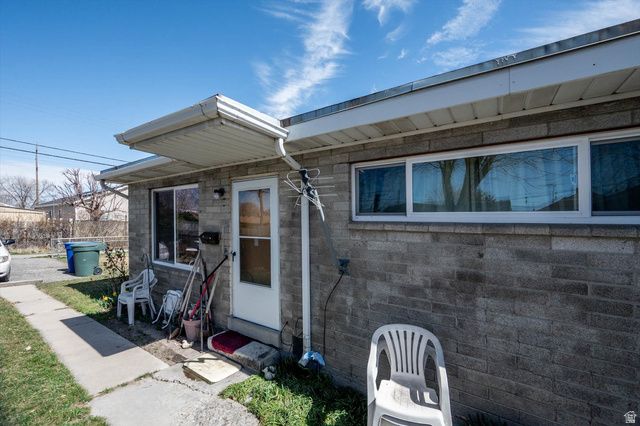 1238 W 700 S, Salt Lake City, UT 84104