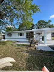 6104 NW 10th St, Margate, FL 33063