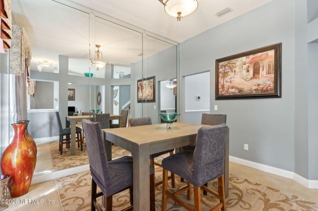 9557 ADELAIDE Drive, Jacksonville, FL 32244