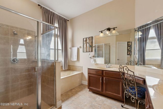 9557 ADELAIDE Drive, Jacksonville, FL 32244