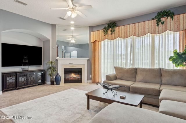 9557 ADELAIDE Drive, Jacksonville, FL 32244