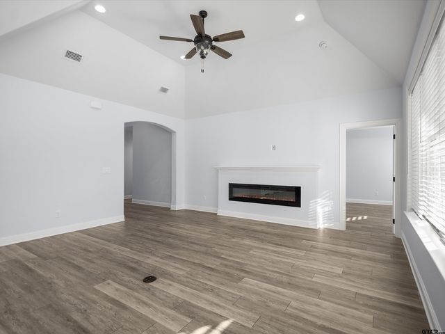 1006 Windy Ridge, Longview, TX 75604