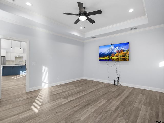 1006 Windy Ridge, Longview, TX 75604