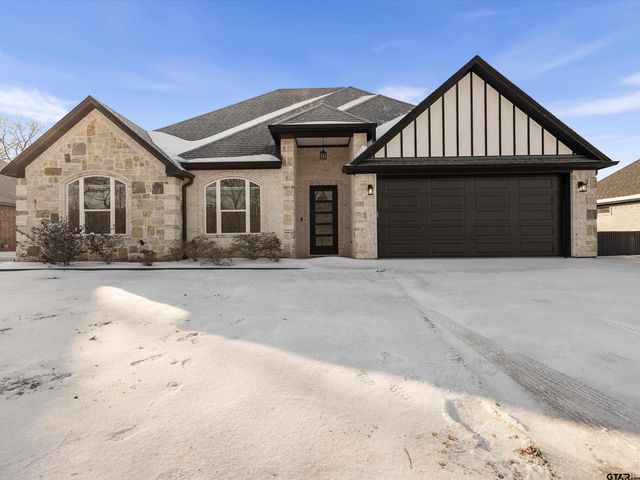 1006 Windy Ridge, Longview, TX 75604