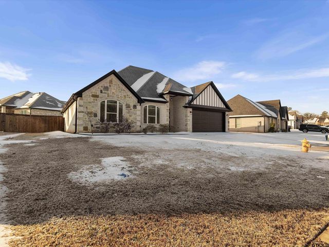 1006 Windy Ridge, Longview, TX 75604