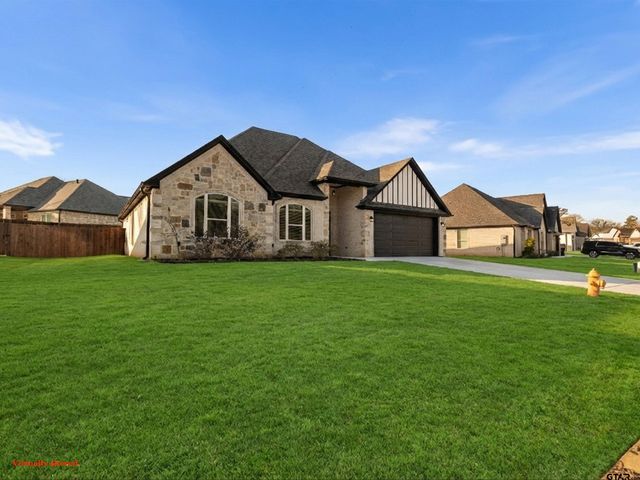1006 Windy Ridge, Longview, TX 75604