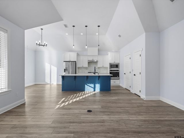 1006 Windy Ridge, Longview, TX 75604