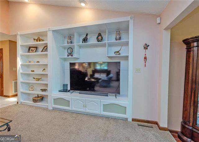 7 Old Oak Trail, Hartwell, GA 30643