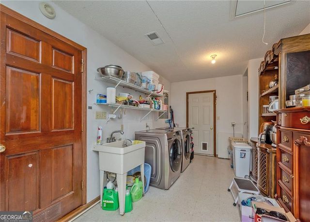 7 Old Oak Trail, Hartwell, GA 30643