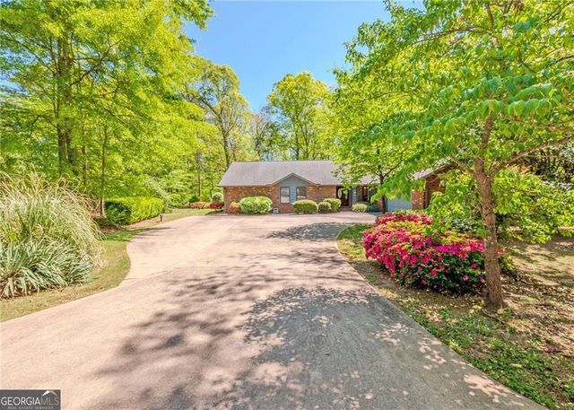 7 Old Oak Trail, Hartwell, GA 30643