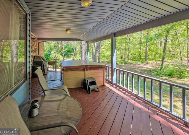7 Old Oak Trail, Hartwell, GA 30643