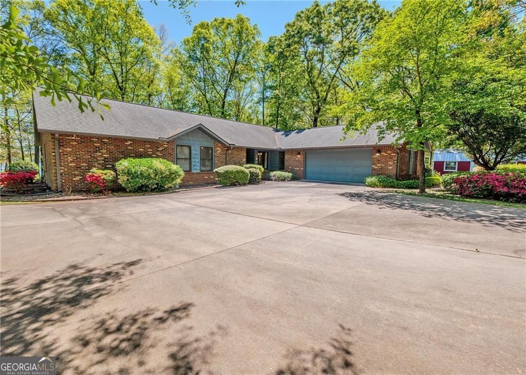 7 Old Oak Trail, Hartwell, GA 30643
