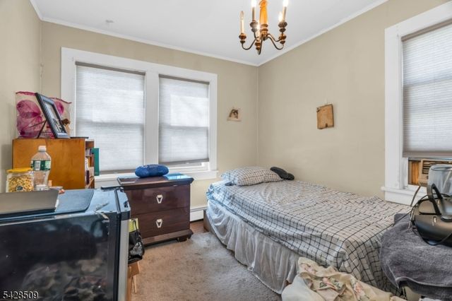1281 Longfellow Ave, Teaneck Twp., NJ 07666