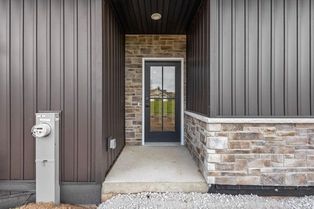 3365 SHAWANO AVENUE, Green Bay, WI 54313