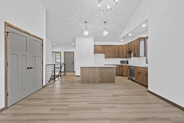 3365 SHAWANO AVENUE, Green Bay, WI 54313