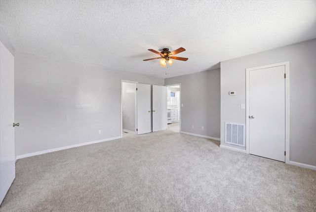302 E Gordon Avenue, Rossville, GA 30741