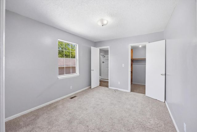 302 E Gordon Avenue, Rossville, GA 30741