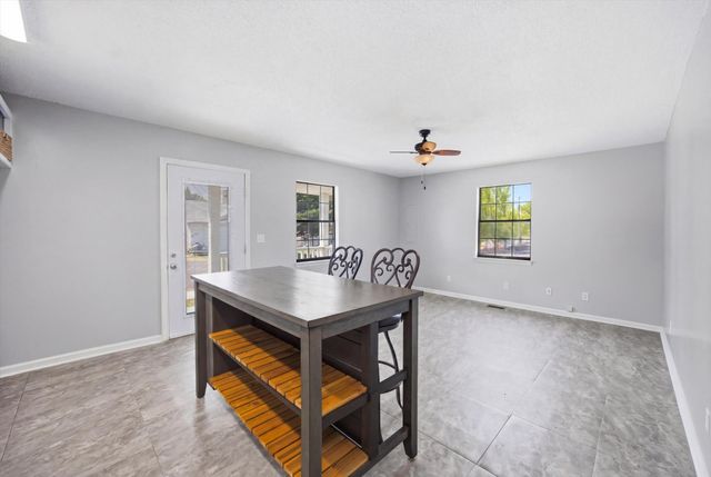 302 E Gordon Avenue, Rossville, GA 30741