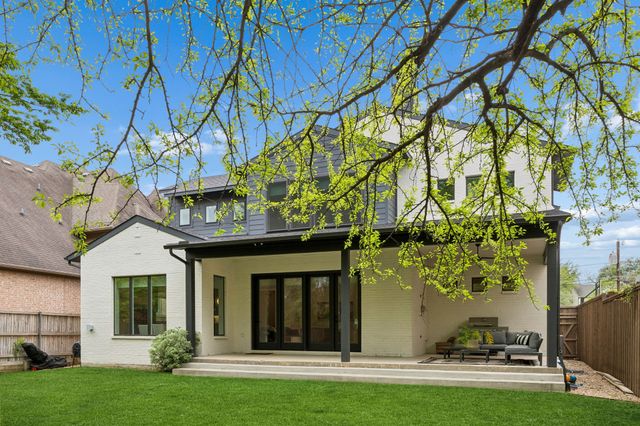 4418 Santa Barbara Drive, Dallas, TX 75214