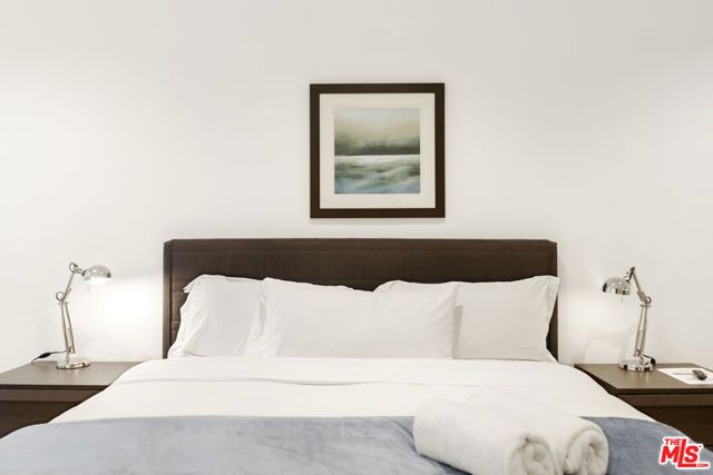 1818 Thayer Avenue 201, Los Angeles, CA 90025