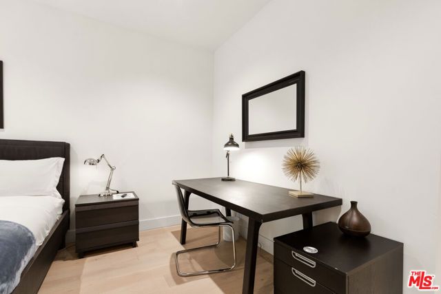 1818 Thayer Avenue 201, Los Angeles, CA 90025