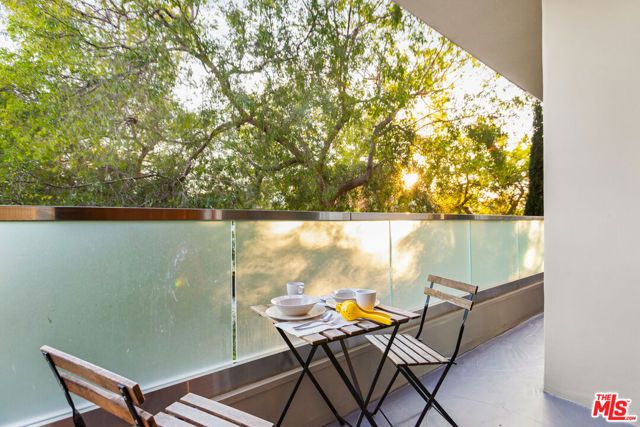 1818 Thayer Avenue 201, Los Angeles, CA 90025