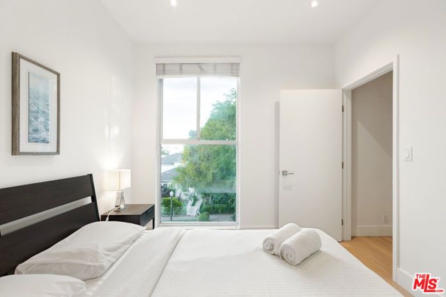 1818 Thayer Avenue 201, Los Angeles, CA 90025