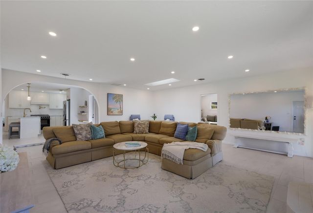 4715 7TH AVENUE W, Bradenton, FL 34209