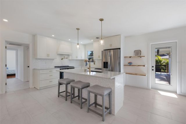 4715 7TH AVENUE W, Bradenton, FL 34209