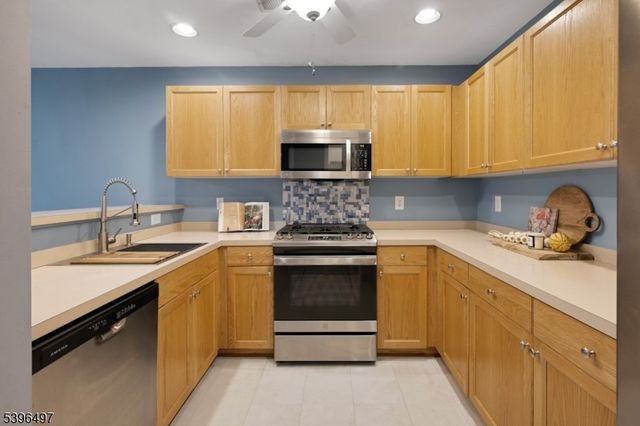 3203 Scenic Ct, Denville Twp., NJ 07834