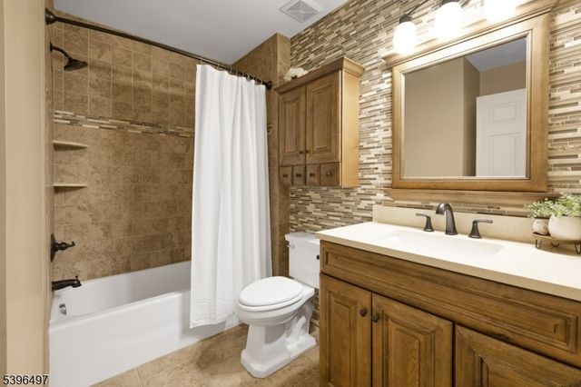 3203 Scenic Ct, Denville Twp., NJ 07834