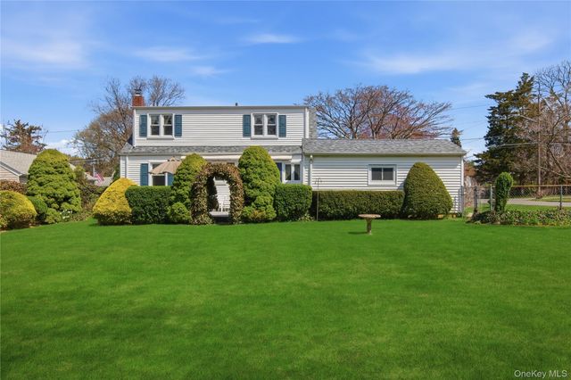 50 Cornell Street, East Northport, NY 11731