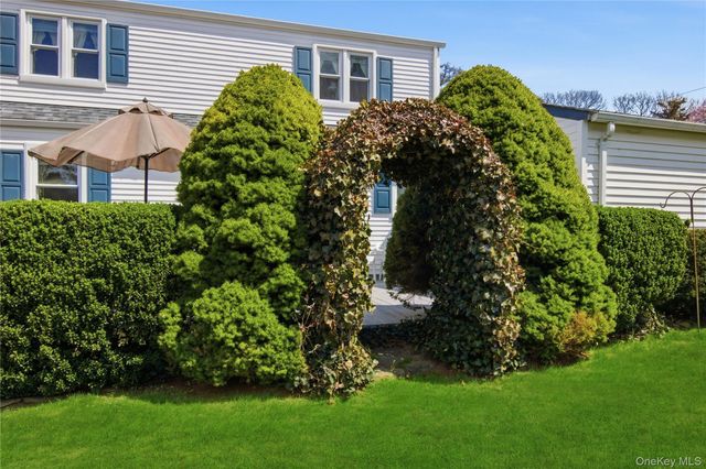 50 Cornell Street, East Northport, NY 11731