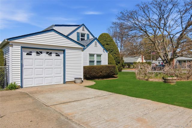 50 Cornell Street, East Northport, NY 11731
