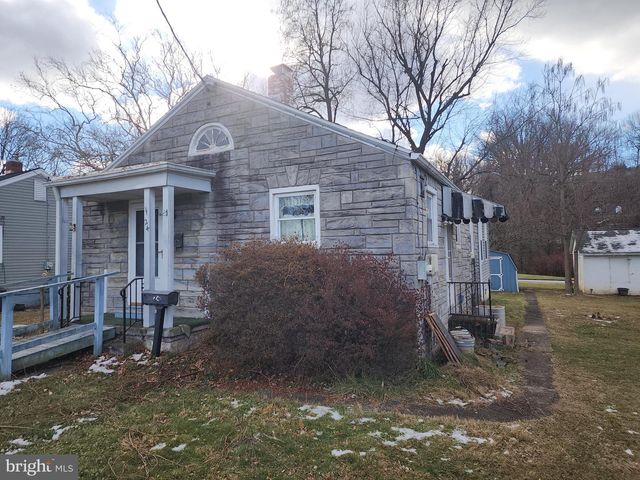 24 WAYNE AVENUE, New Cumberland, PA 17070