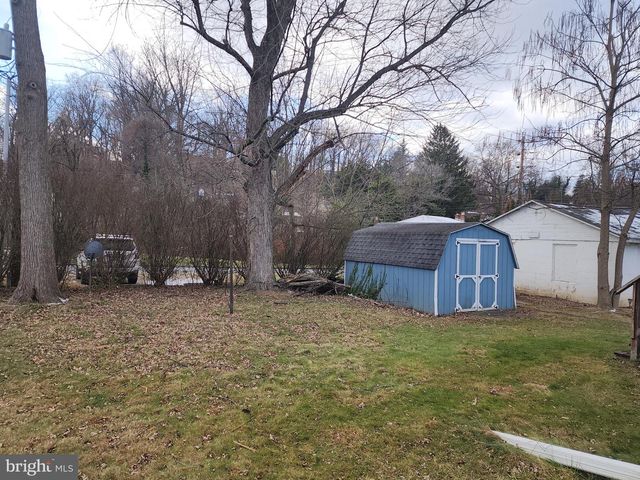 24 WAYNE AVENUE, New Cumberland, PA 17070