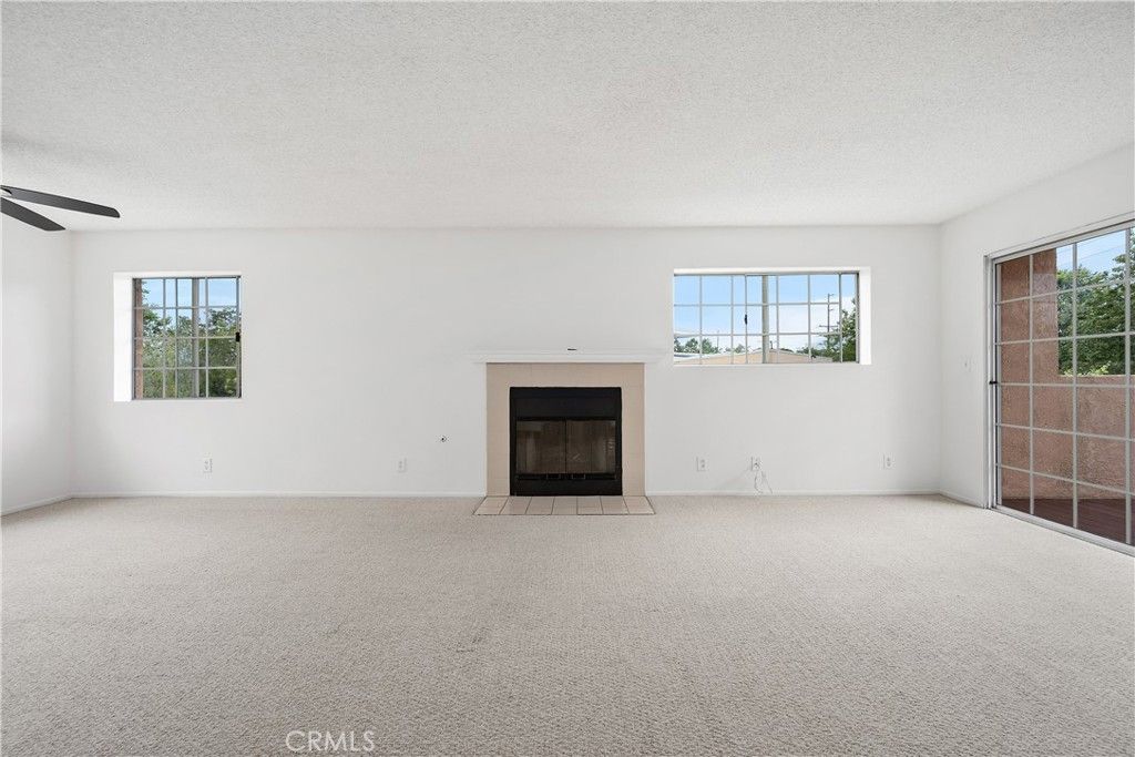 Image 5 of property listing at 3101 Plaza Del Amo 101, Torrance, CA 90503