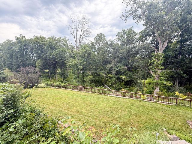 6700 S HILL CREEK RD, Columbia, MO 65203