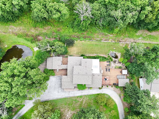 6700 S HILL CREEK RD, Columbia, MO 65203