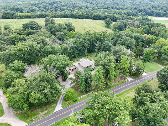 6700 S HILL CREEK RD, Columbia, MO 65203