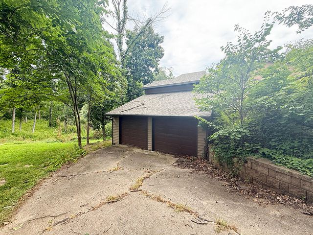 6700 S HILL CREEK RD, Columbia, MO 65203