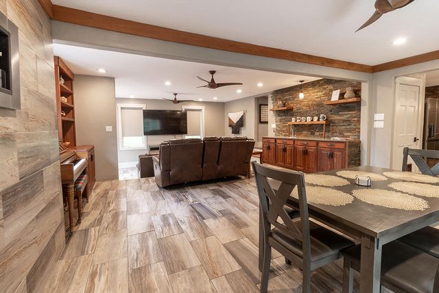 6700 S HILL CREEK RD, Columbia, MO 65203