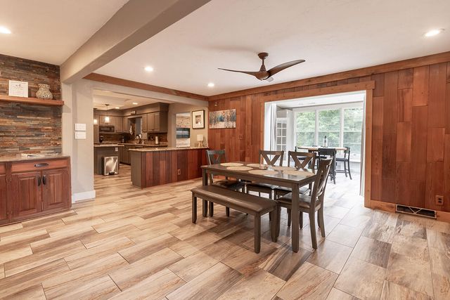 6700 S HILL CREEK RD, Columbia, MO 65203