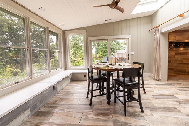 6700 S HILL CREEK RD, Columbia, MO 65203