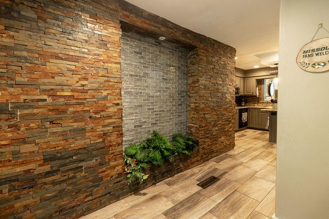 6700 S HILL CREEK RD, Columbia, MO 65203