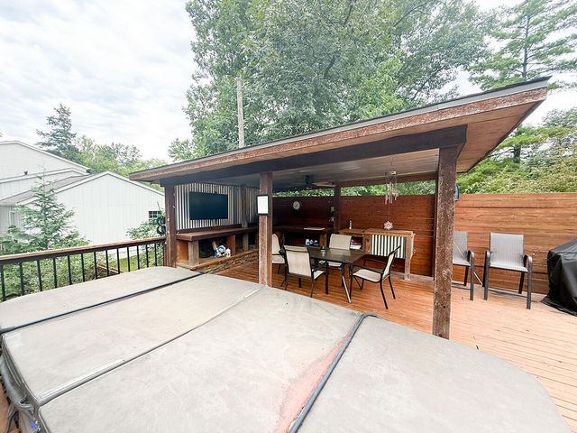 6700 S HILL CREEK RD, Columbia, MO 65203