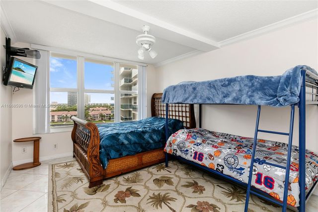 3800 S Ocean Dr 811, Hollywood, FL 33019