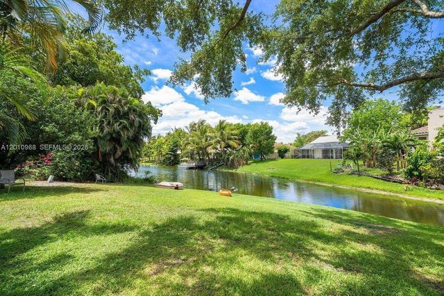 1367 Riverside Cir 1367, Wellington, FL 33414